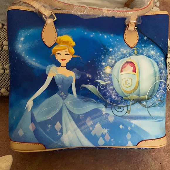 Brand New Disney Cinderella Dooney & Bourke Purse - Picture 1 of 6